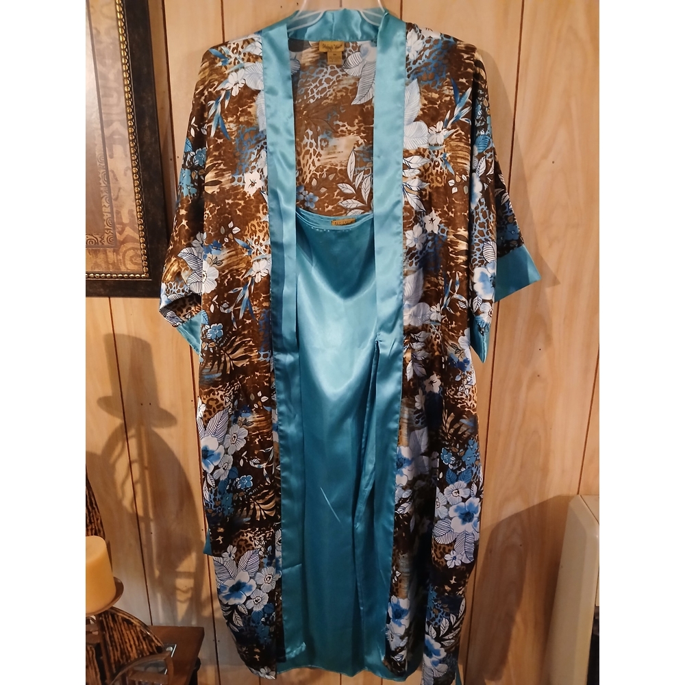 Midnight Velvet Turquoise and Brown Floral Animal Kimono Robe & Nightgown Set